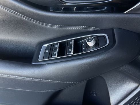 Used 2023 Subaru Outback Limited image 24