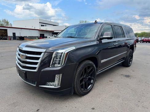 Used 2016 Cadillac Escalade ESV Premium AWD/4WD image 1