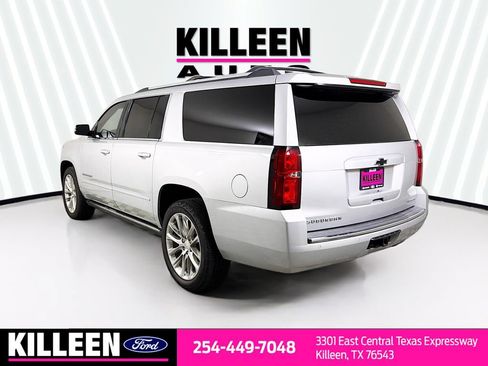 Used 2019 Chevrolet Suburban Premier w/ Premier Plus Edition AWD/4WD image 7