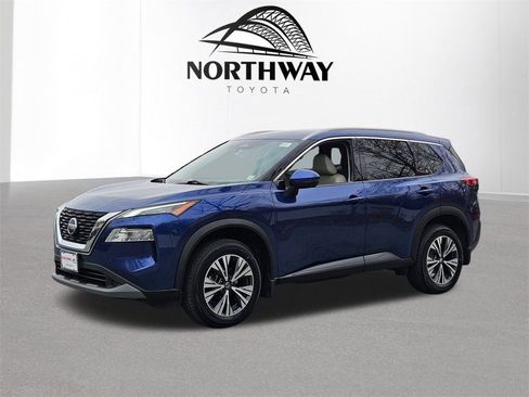 Used 2021 Nissan Rogue SV w/ Premium Package image 6