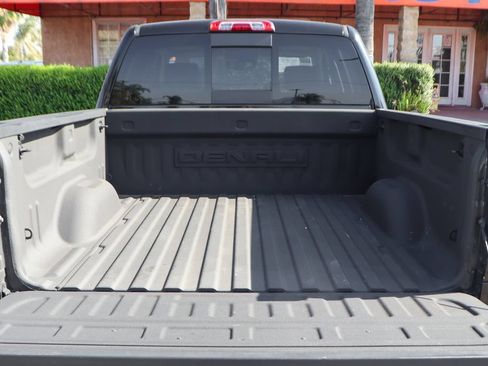 Used 2017 GMC Sierra 1500 Denali AWD/4WD image 8