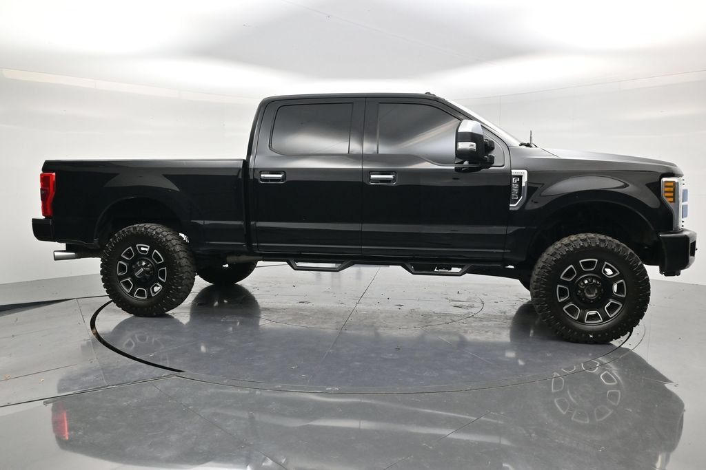 Used 2017 Ford F250 Lariat w/ Chrome Package AWD/4WD image 4