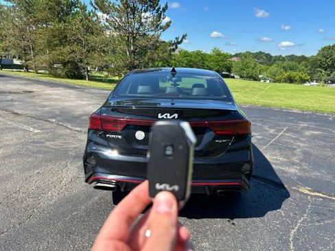 Certified 2022 Kia Forte GT w/ GT Technology Package FWD image 6