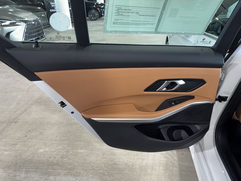 Certified 2025 BMW 330i Sedan image 16