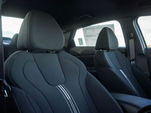 New 2026 Hyundai Elantra Sport FWD image 10