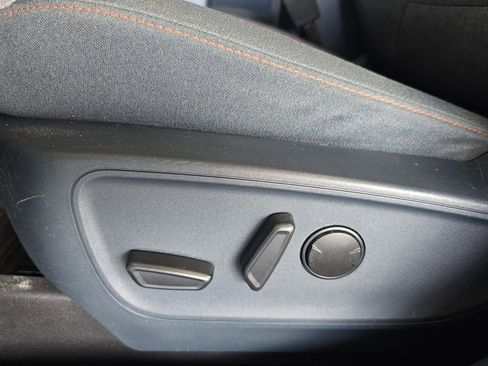 Used 2022 Ford Maverick XLT image 10