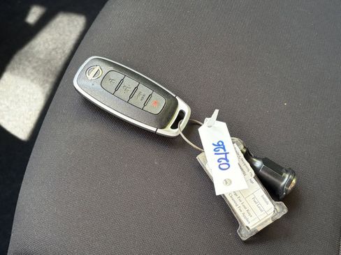 Used 2025 Nissan Sentra SV image 20