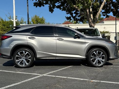 Used 2022 Lexus RX 350 FWD w/ Premium Package image 3
