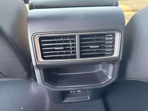 New 2026 Volkswagen Atlas Cross Sport SE image 8