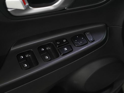 Used 2023 Hyundai Kona SEL w/ Convenience Package image 19