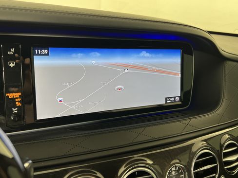 Used 2017 Mercedes-Benz S 63 AMG 4MATIC Sedan image 29