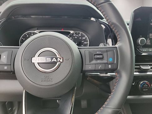 Used 2024 Nissan Pathfinder Rock Creek AWD/4WD image 19