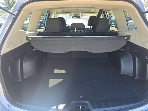 Used 2021 Subaru Forester Premium AWD/4WD image 14