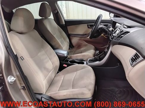 Used 2015 Hyundai Elantra SE w/ Option Group 02 image 14