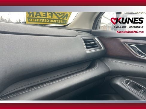 Used 2023 Subaru Ascent Touring image 18