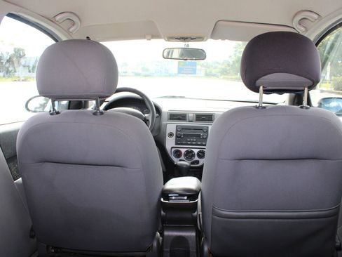 Used 2006 Ford Focus S FWD image 30