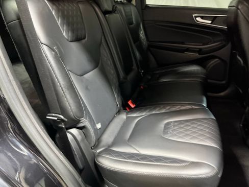 Used 2024 Ford Edge Titanium AWD/4WD image 11