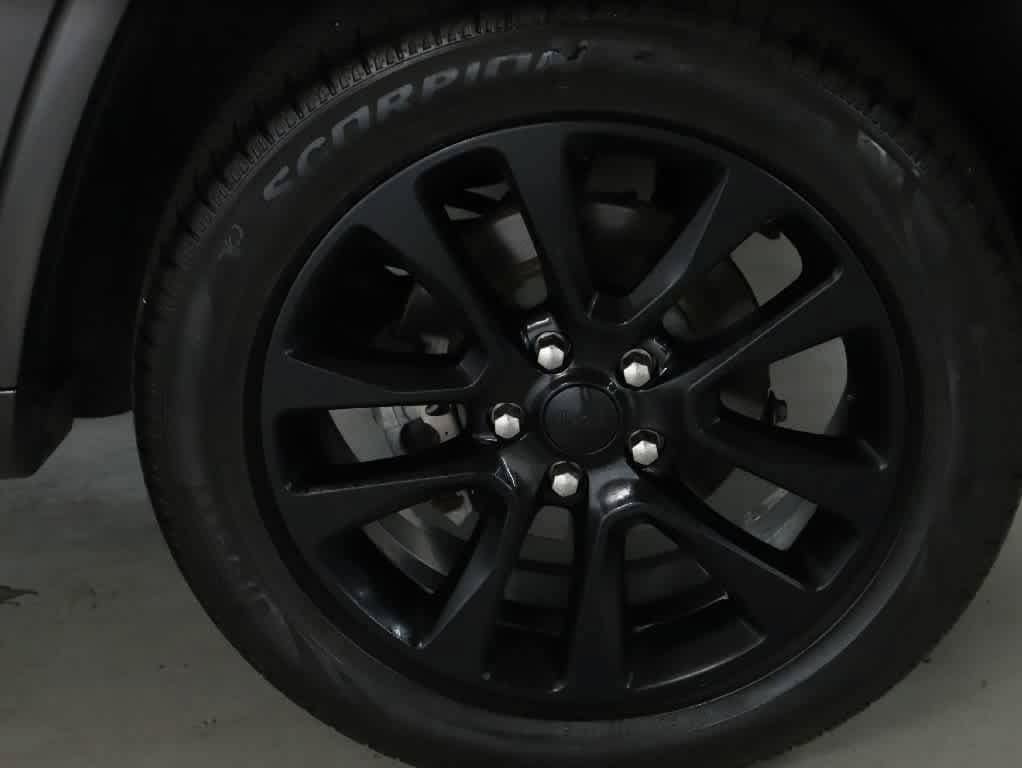 Used 2018 Jeep Grand Cherokee Altitude AWD/4WD image 38