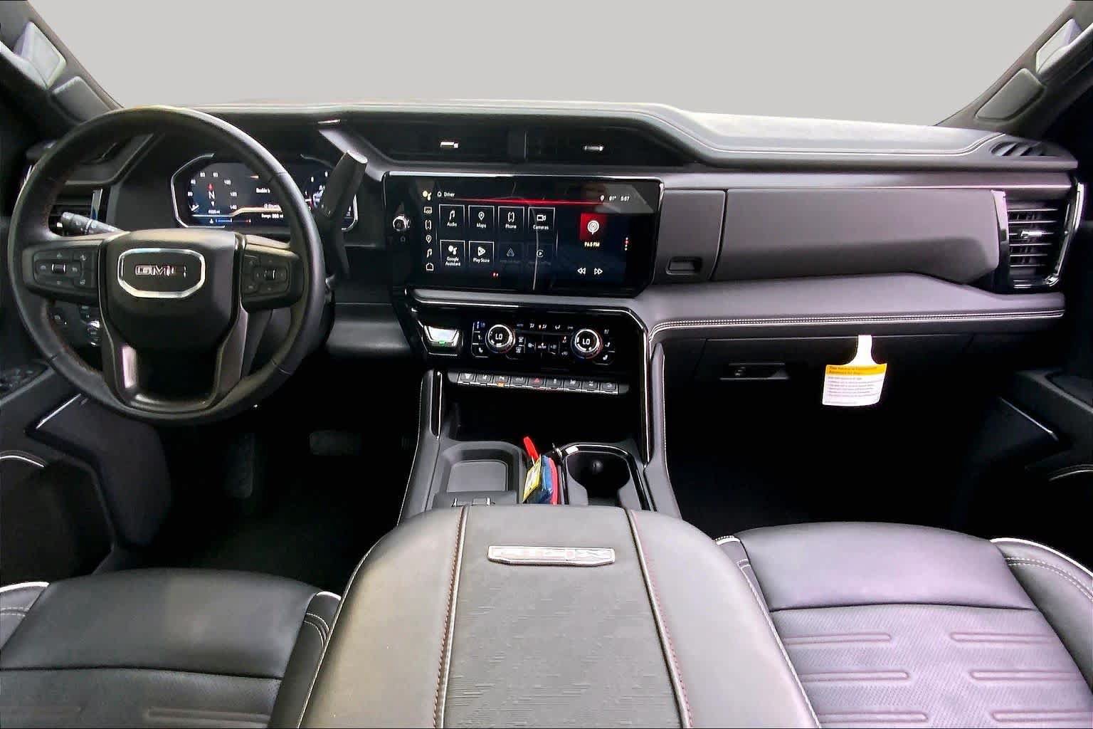 Used 2025 GMC Sierra 2500 AT4X AWD/4WD image 16