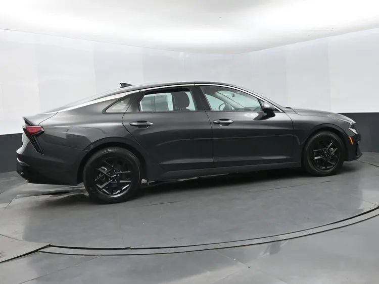 Used 2026 Kia K5 LXS FWD image 4