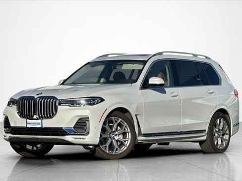 Used 2022 BMW X7 xDrive40i w/ Premium Package image 1