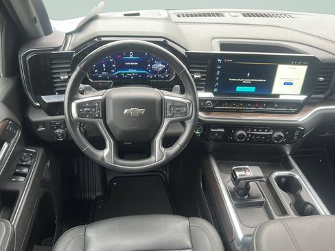 Used 2023 Chevrolet Silverado 1500 RST w/ Convenience Package II image 9