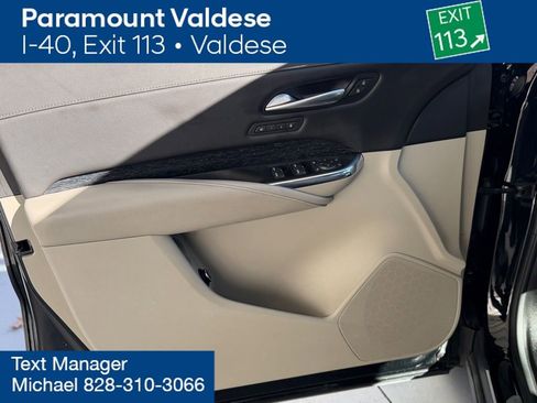 Used 2023 Cadillac XT4 Premium Luxury image 8