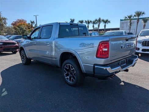 New 2026 Chrysler Pacifica Select image 19