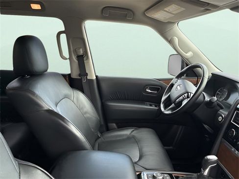 Used 2023 Nissan Armada SL w/ Captain's Chairs Package image 11