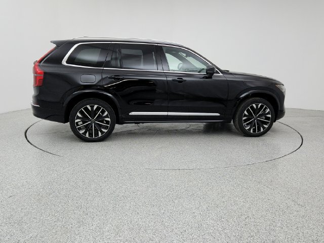 New 2026 Volvo XC90 T8 Plus w/ Protection Package Premier AWD/4WD image 4