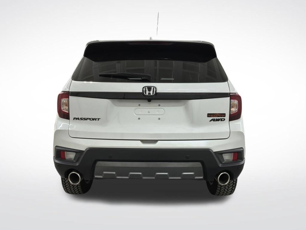 Certified 2025 Honda Passport TrailSport image 25