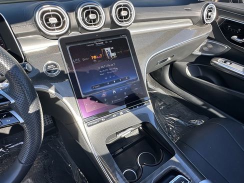Certified 2025 Mercedes-Benz CLE 300 4MATIC Cabriolet image 28