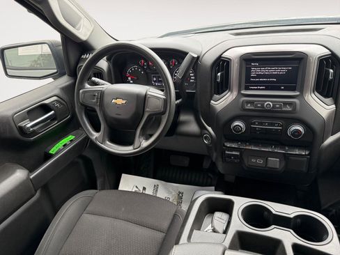 Used 2024 Chevrolet Silverado 1500 W/T w/ Z71 Off-Road Package AWD/4WD image 11