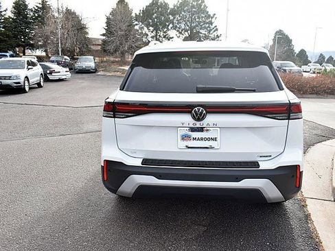 New 2026 Volkswagen Tiguan SE image 5