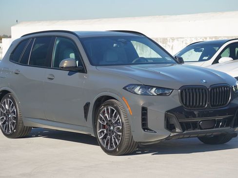 New 2026 BMW X5 xDrive50e w/ M Sport Package image 3