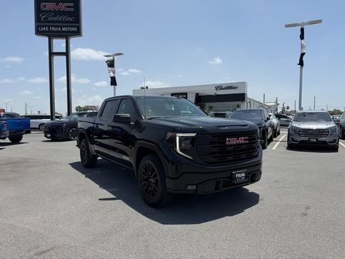 Used 2022 GMC Sierra 1500 Elevation AWD/4WD image 3