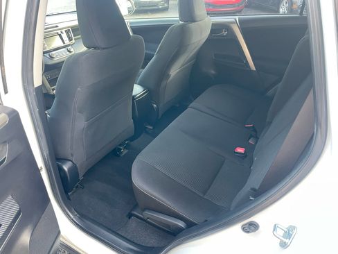 Used 2014 Toyota RAV4 XLE image 25
