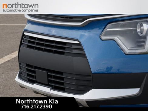 New 2025 Kia Niro EX image 13