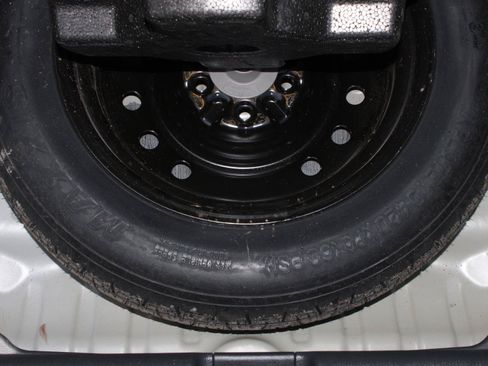 Used 2024 Honda Accord EX image 8