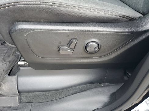 Used 2022 RAM 1500 Big Horn RWD image 19