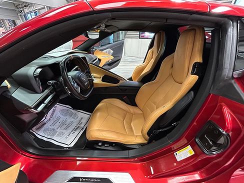 Used 2022 Chevrolet Corvette Stingray Preferred Conv w/ Z51 Performance Package RWD image 46