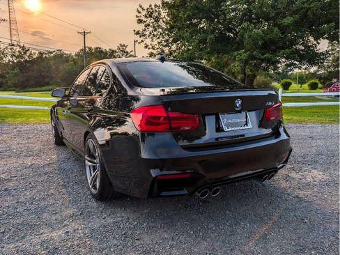 Used 2016 BMW M3 RWD image 8
