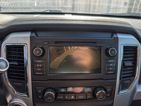 Used 2019 Nissan Titan PRO-4X AWD/4WD image 20