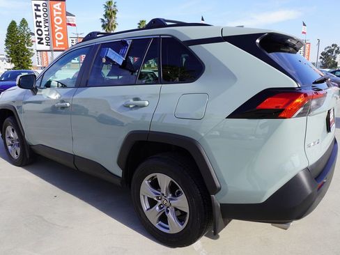 Certified 2023 Toyota RAV4 XLE w/ Convenience Package image 5