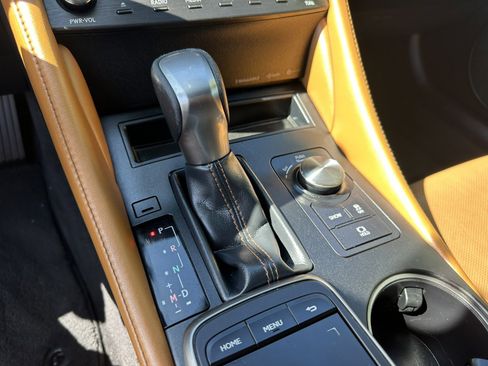 Used 2021 Lexus RC 300 RWD image 21