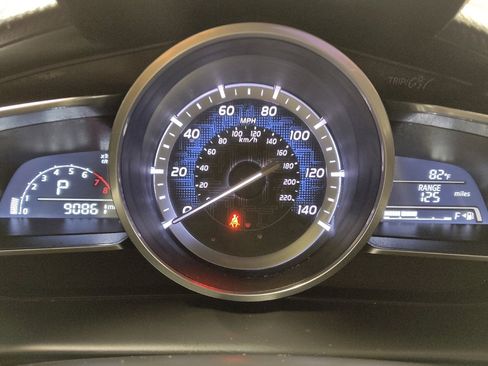 Used 2017 Toyota Yaris iA image 23