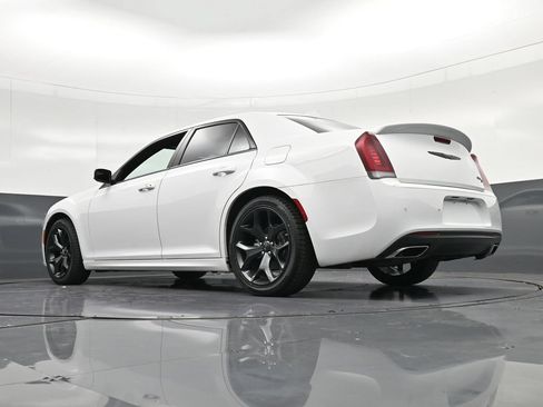 Used 2023 Chrysler 300 S w/ Comfort Group RWD image 26