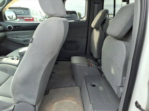 Used 2011 Toyota Tacoma 2WD Access Cab image 25