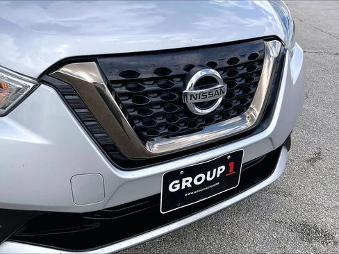 Used 2019 Nissan Kicks SR w/ SR Premium Package image 29