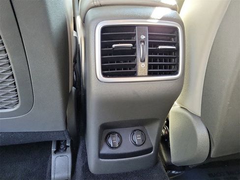 Used 2017 Kia Sportage EX image 17